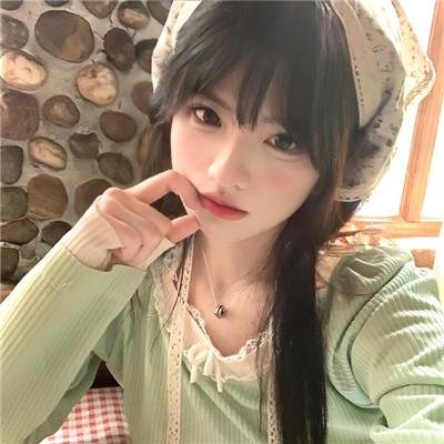眼里余光都是你