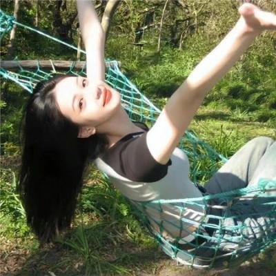 报告夫人，总裁又去打杂了